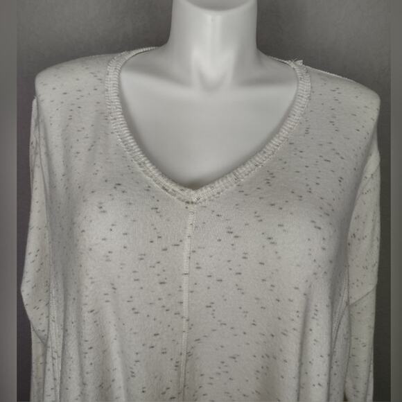 Knox Rose Sz XXL Oversized Pullover Cream V-neck Asymmetrical Raw Hem Sweater - Picture 7 of 13